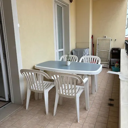 Apartment Nuvola Bianca 1 *